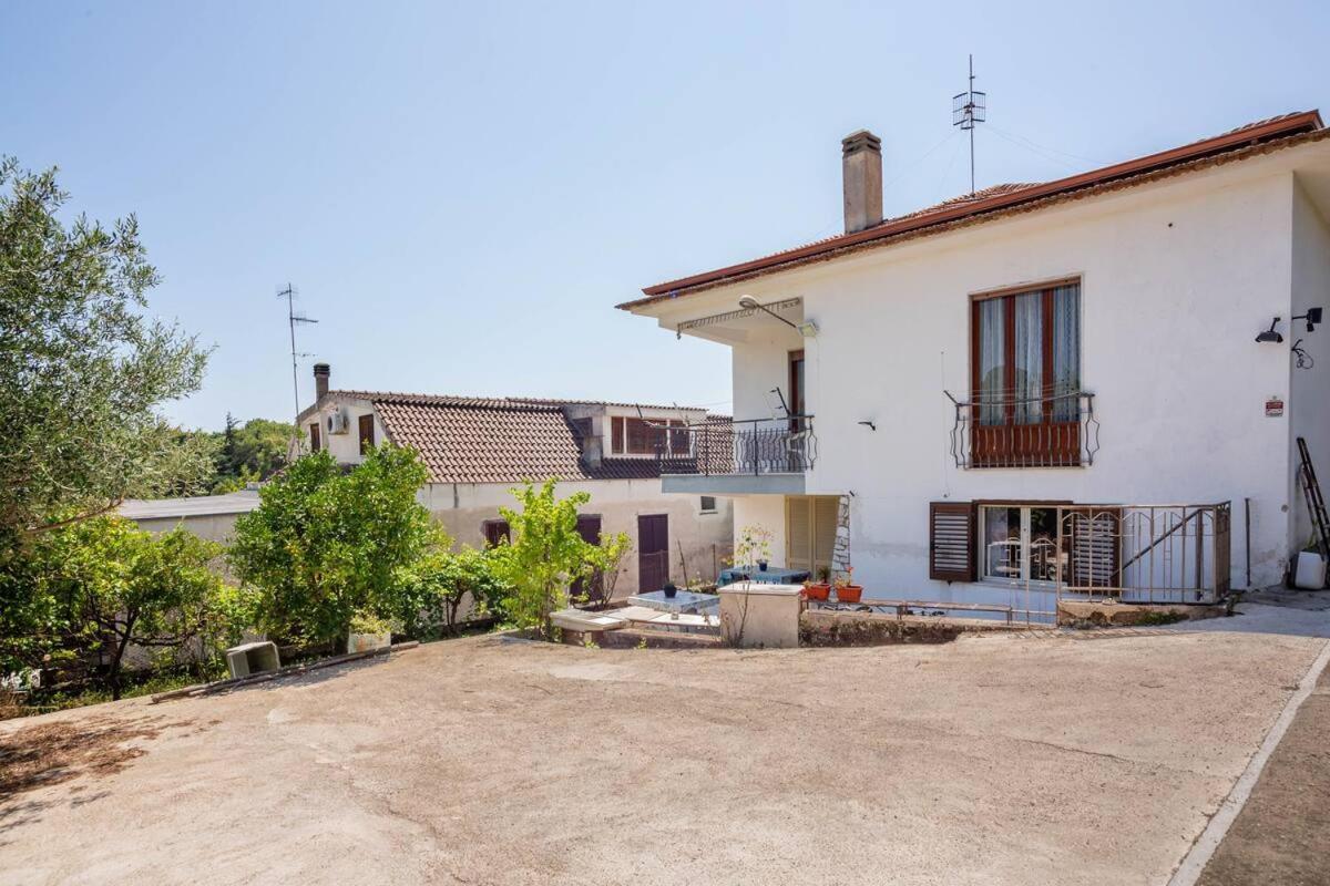 Guesthouseminturnoit Lucia Sparagna エクステリア 写真